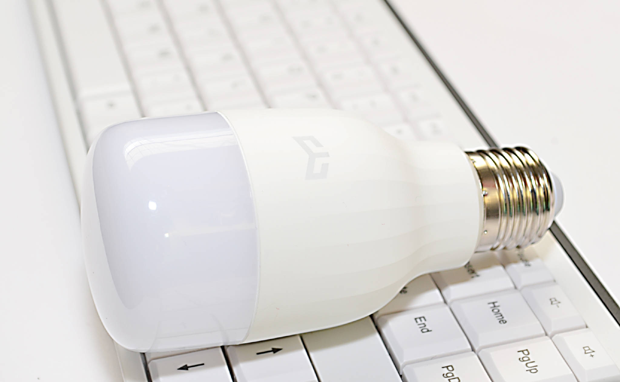 Yeelight Smart LED Bulb (color) Design