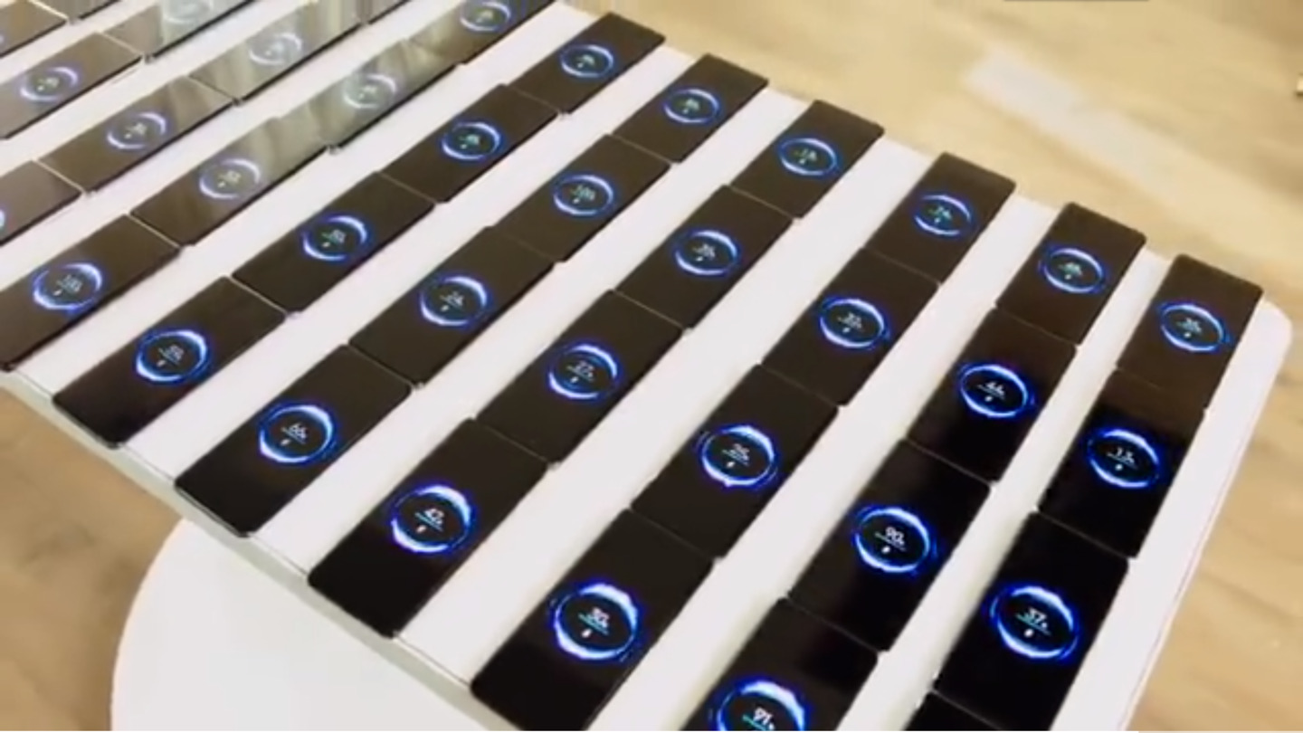 Xiaomi teases its new Fast Charging Desk